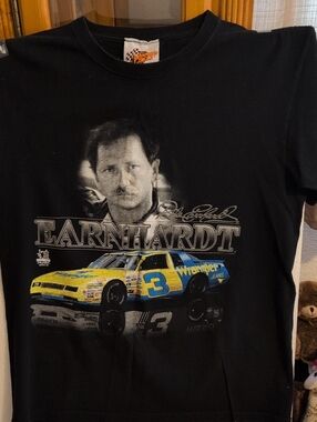 Dale Earnhardt Sr. Black Graphic Tee - Racing Car Print